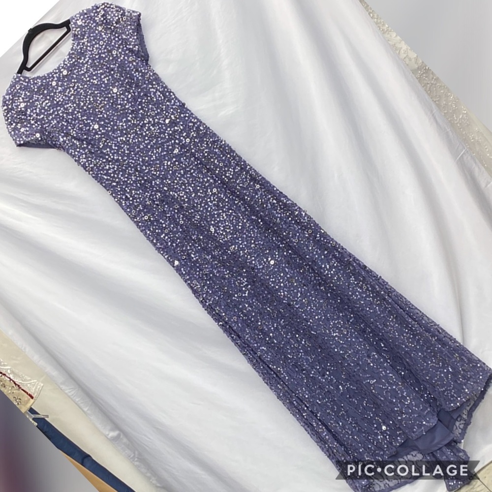 Adrianna Papell long evening gown - Picture 2 of 9